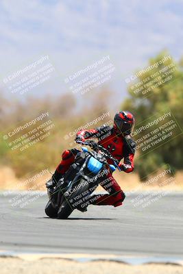 media/May-15-2022-SoCal Trackdays (Sun) [[33a09aef31]]/Turn 7 (1145am)/